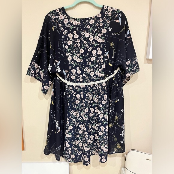 Floral tunic - Picture 3 of 4